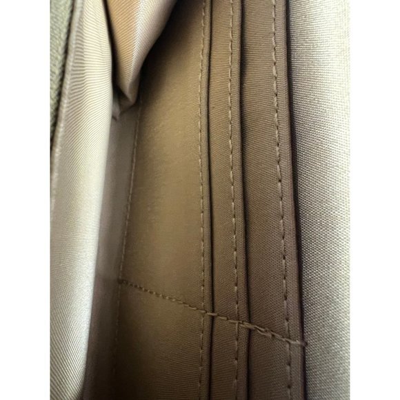 Etienne Agner women's pink leather zip around wallet - Picture 4 of 5